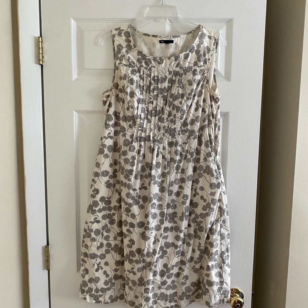 Womens grey printed dress size 14